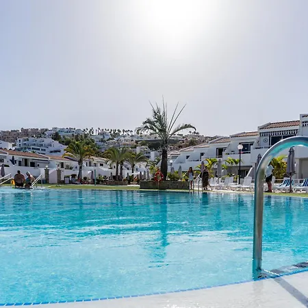 Appartamento Modern With Ocean Views And Heated Pool In Malibu Park *