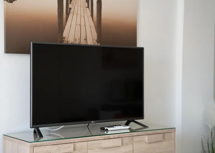 Modern With Ocean Views And Heated Pool In Malibu Park Appartement