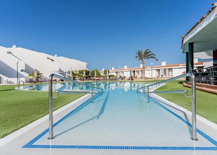 Modern With Ocean Views And Heated Pool In Malibu Park * Costa Adeje (Tenerife)