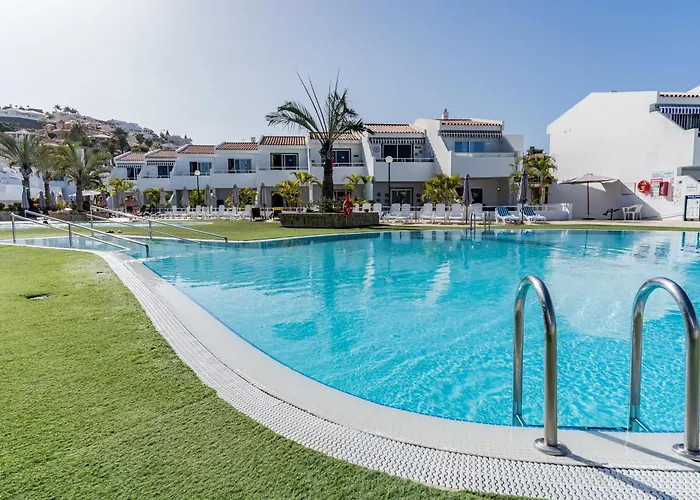 Appartement Modern With Ocean Views And Heated Pool In Malibu Park