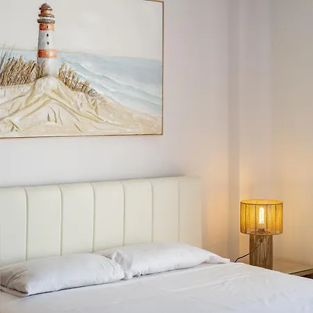 Modern With Ocean Views And Heated Pool In Malibu Park *