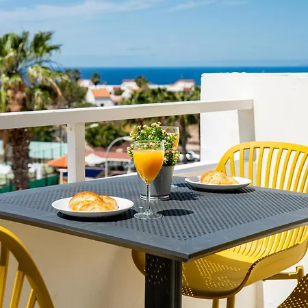 Modern With Ocean Views And Heated Pool In Malibu Park Lägenhet Costa Adeje (Tenerife)