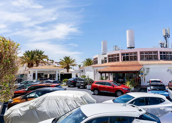 Modern With Ocean Views And Heated Pool In Malibu Park * Costa Adeje (Tenerife)